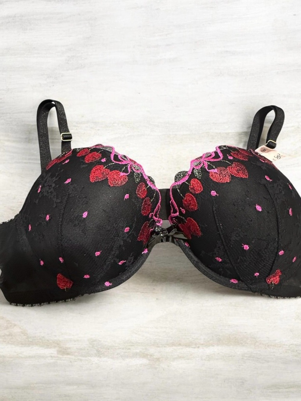 Victoria's Secret black and pink bra 36C
